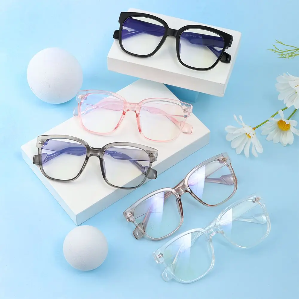 

Radiation Protection Anti-fatigue Vintage Fashion Glasses Spectacles Eyewears Wide Edge Eyeglasses Computer Goggles