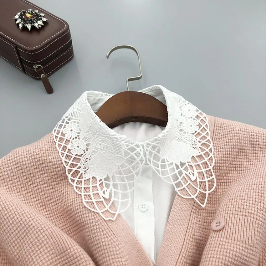 

Sweet Big Lapel Fake Collars for Women Neckwear Decorative Sweater Removable Shirt Detachable Collar Fuax Cols Accessories