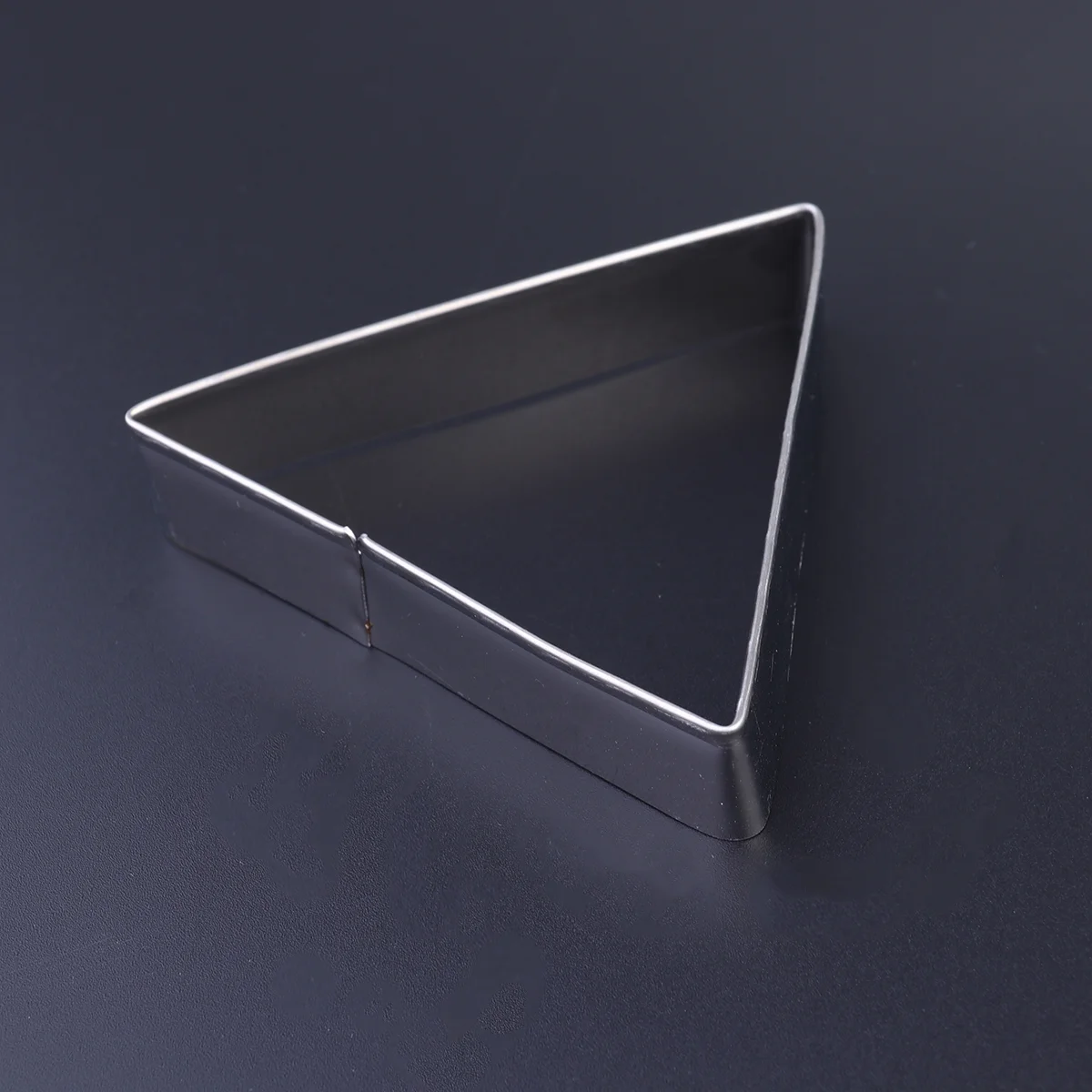 

Cutter Metal Cookie Mold Fondant Dessert Shape Dough Triangle Molds Pan Cake Baking Fruit Scone Sandwich Bread 3D Biscuit