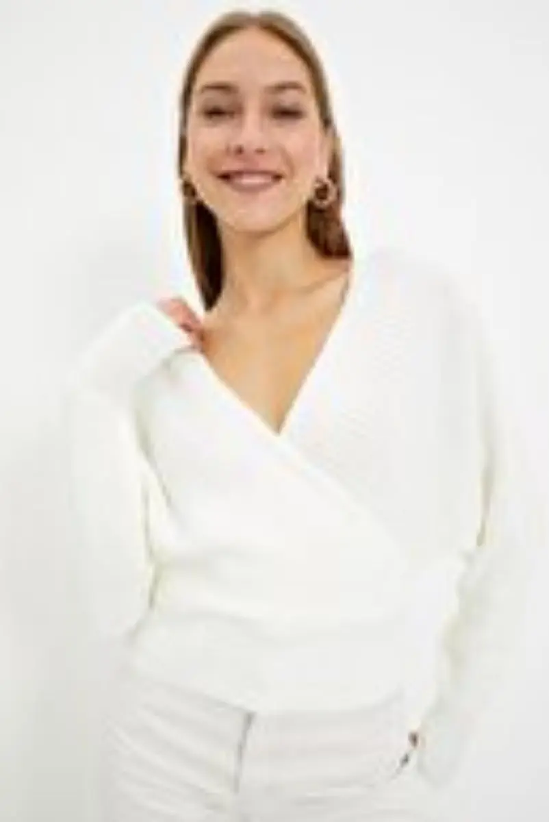 

Ecru double breasted knit detailed Knitwear sweater TWOAW21KZ1277