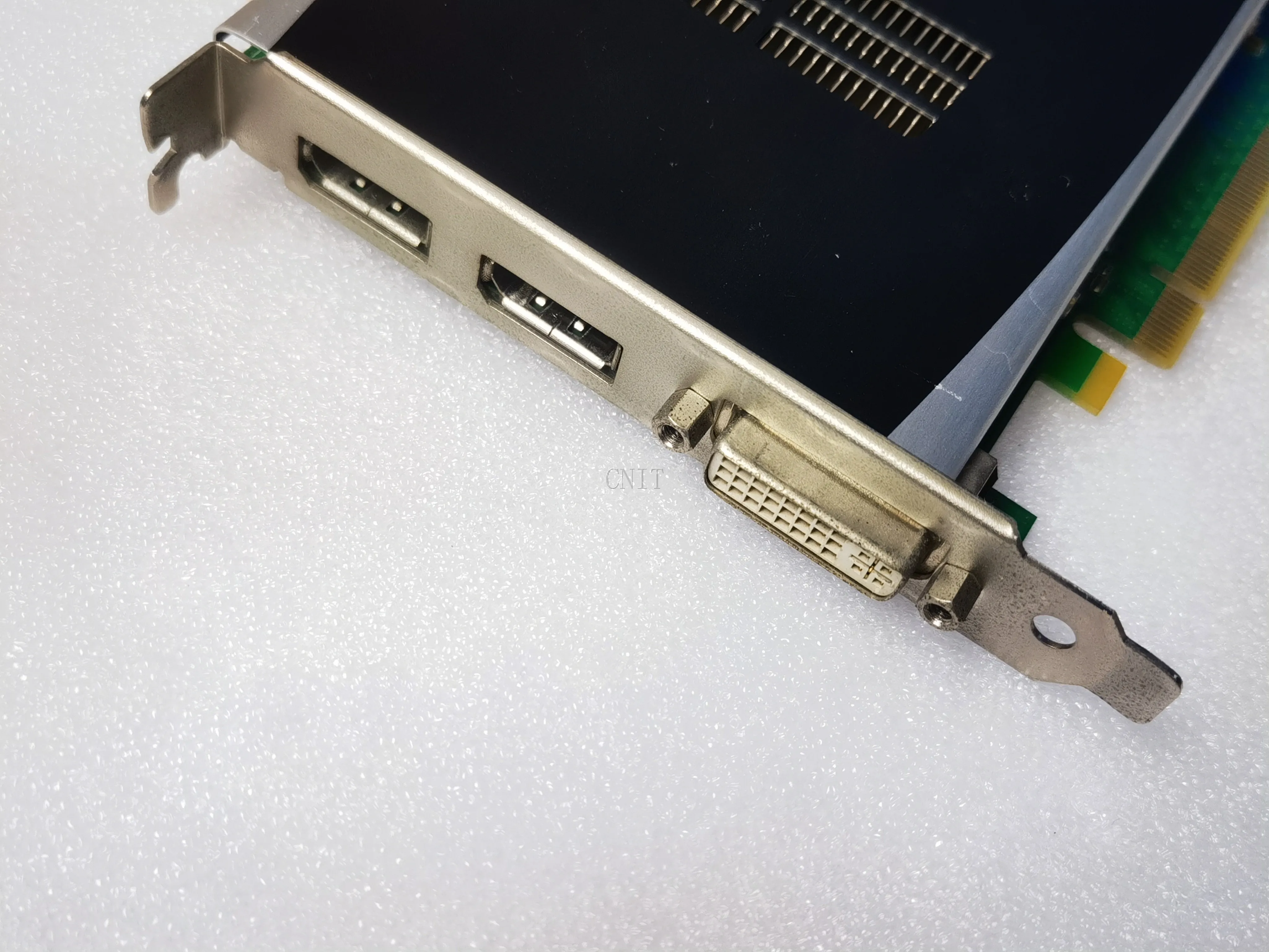 Фото Видеокарта NVIDIA Quadro FX 1800 PCI-e, 768 МБ, 508284-001, 519296-001 №3