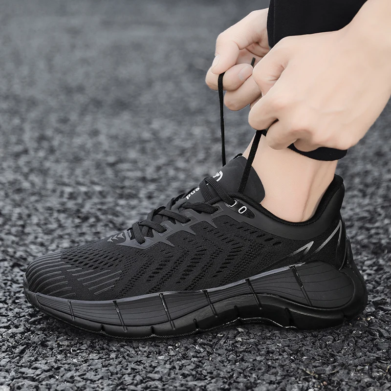 Trendy Men's Running Shoes Breathable Sneakers High Quality No-slip Jogging Shoes Outdoor Hard-wearing Comfortable Sports Shoes