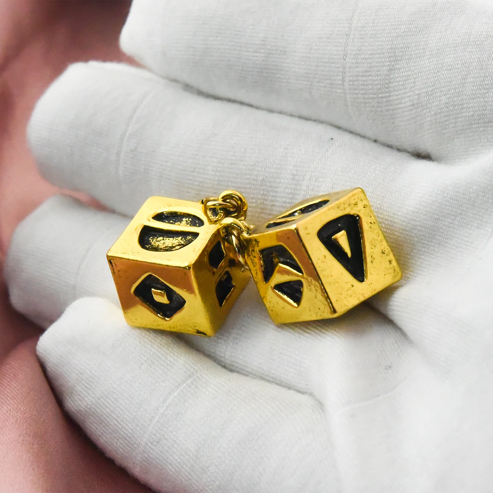 New Big Antique Gold Color Bracelet Han Solo Lucky Dice Prop,1.25 cm Dice with Link Chain Bracelet Wars Car Mirror Jewelry
