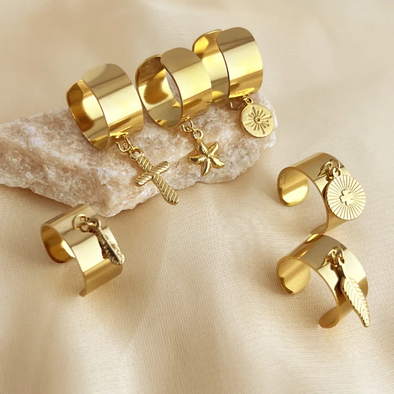 Bague pendentif européenne et américaine en acier inoxydable pour femmes, anneau de luxe léger, Style mixte, étoile ronde, plume, breloque, bijoux de fête