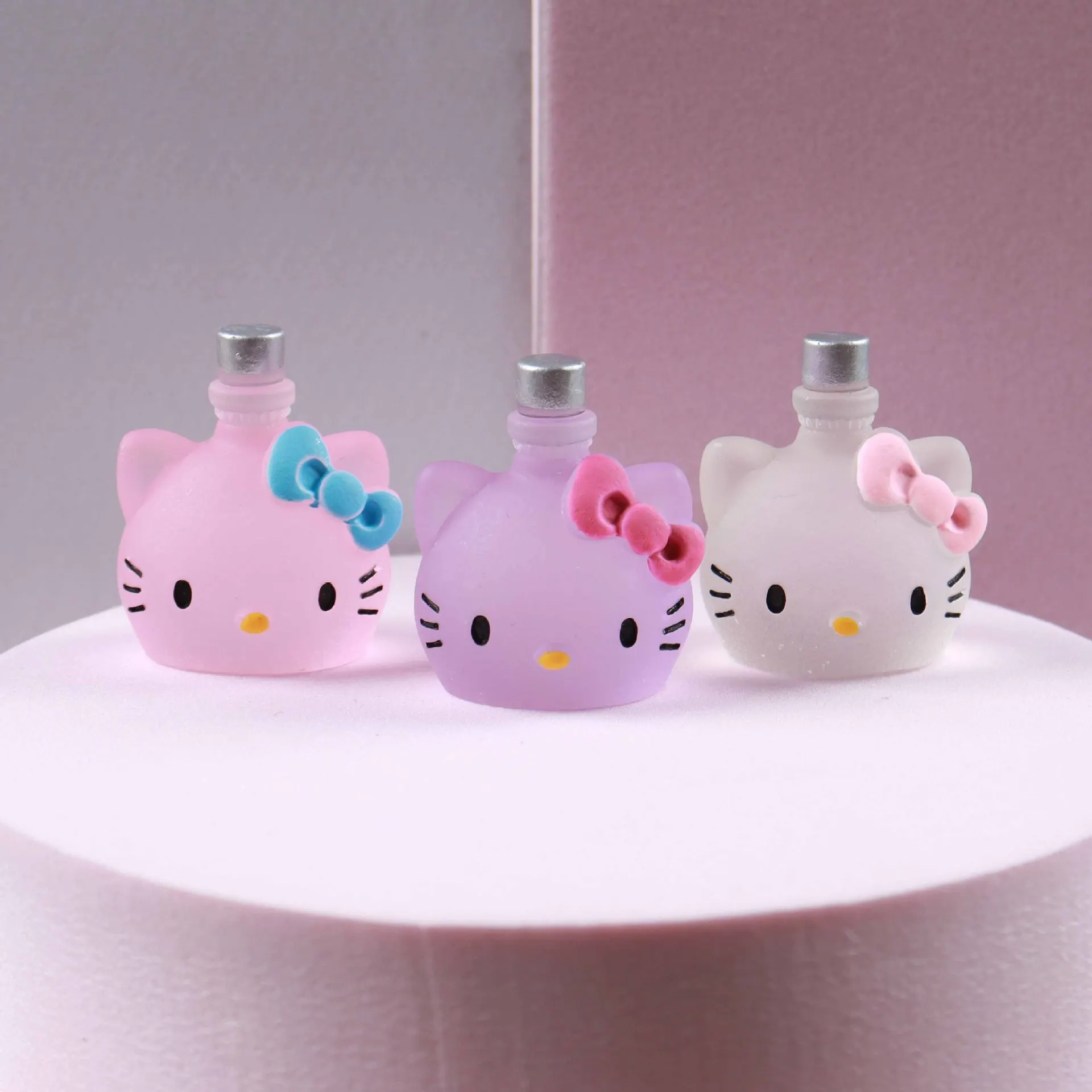 

Kawaii Hello Kitty Resin Simulation Bottle for Girls Sweet Luminous Bottle Diy Materials Hello Kitty Resin Bottles Cute Luminou