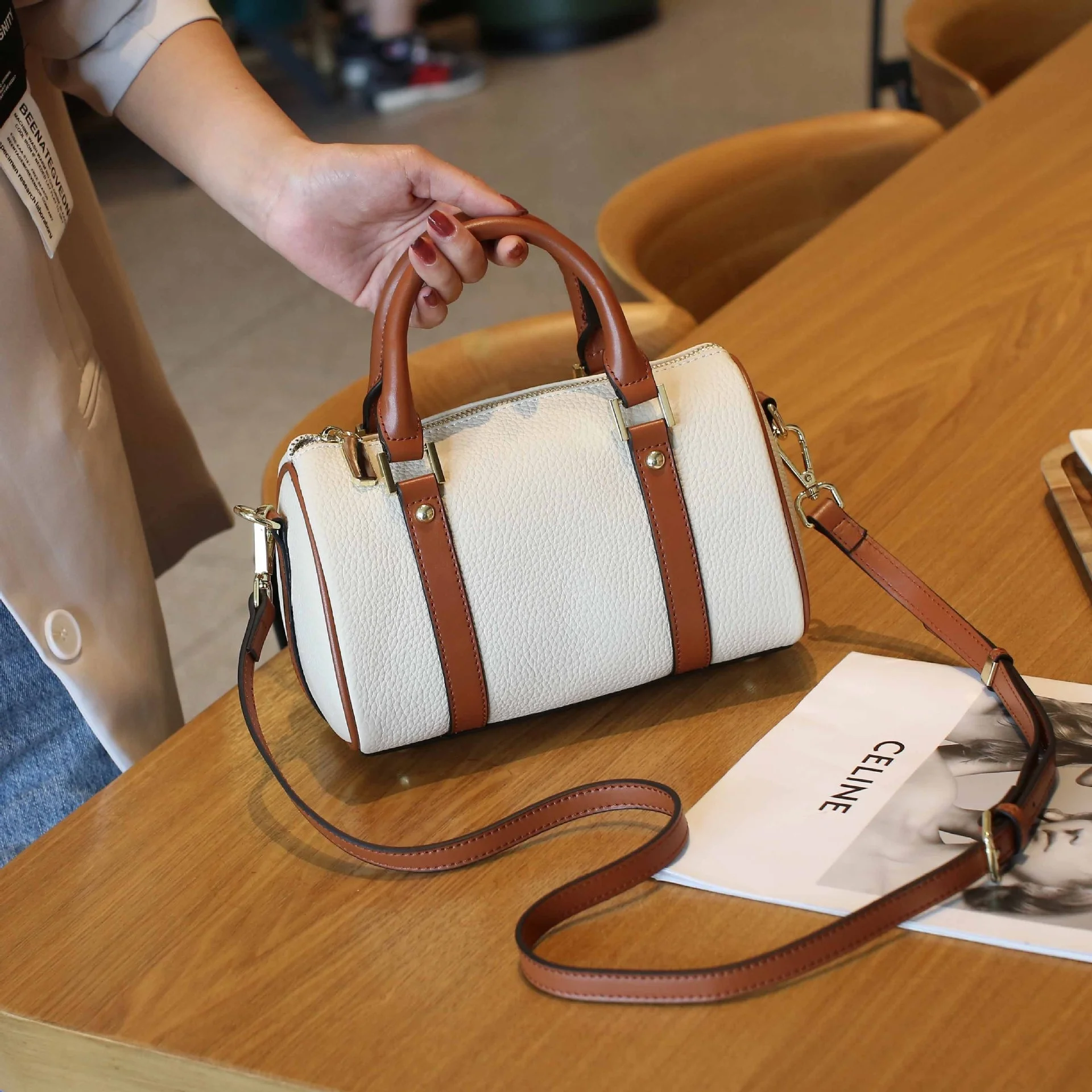 

high quality luxury brand Boston Leather women's One shoulder fashionable cross body New cow leather Advanced feeling handbag wo