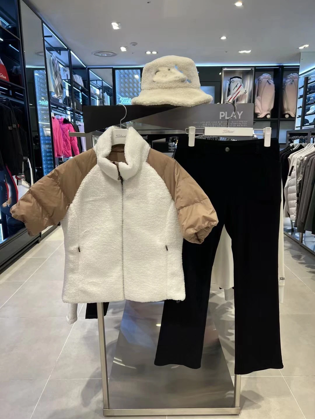 

Корейская осенне-зимняя женская одежда для гольфа Короткая Стильная Спортивная пуховая куртка с гусиным пухом короткое пальто