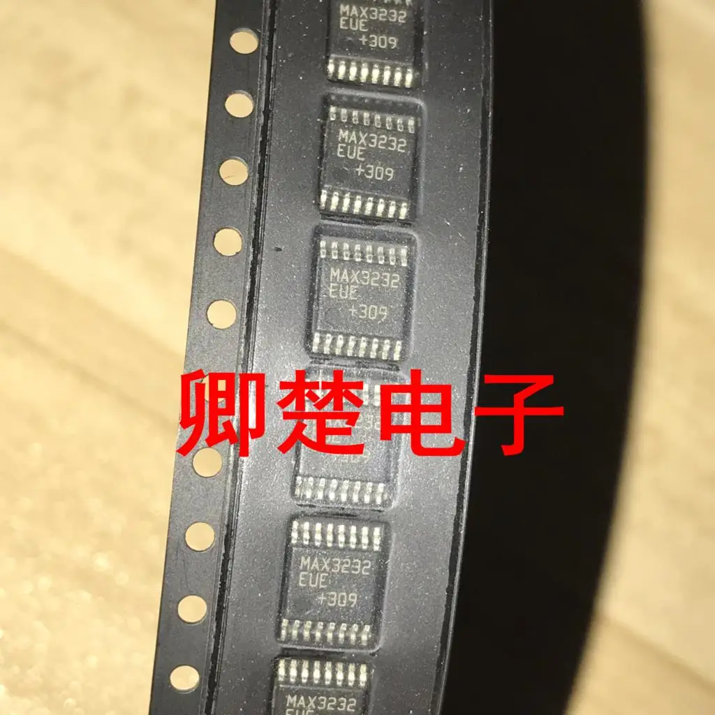 

New original MAX3232EUE encapsulation TSSOP16 interface driver IC chip receiver transceiver