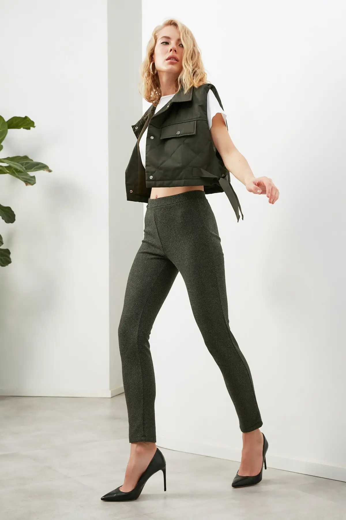 

Трикотажные леггинсы Trendyol jakarli, колготки TWOAW22PL0654