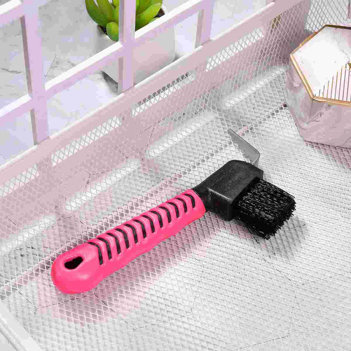 

POPETPOP Grip Hoof Pick Horse Care Product Durable Anti-slip Horse Hoof Hook with Brush Design for Horse Grooming (Random Color)