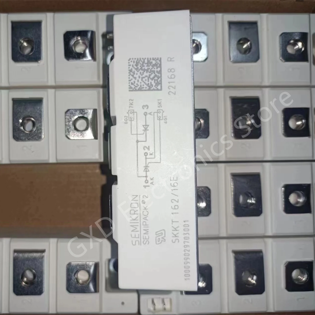 

SKKH162/08E/12E/14E/16E/18E/20EH4/22EH4 IGBT MODULE