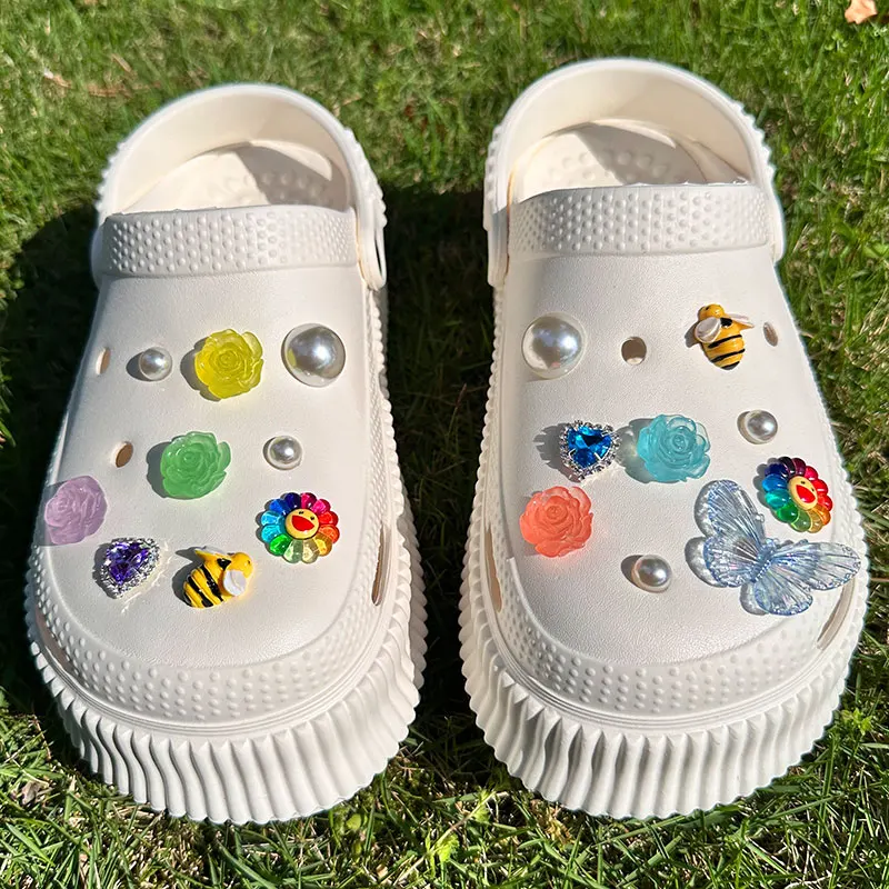 Romantic Transparent Rose Flowers Shoes Charms Pack DIY Luxury Vintage Bling Heart Rhinestone All-match Shoe Accessories Jewelry