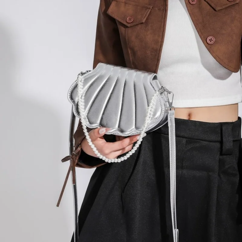 

Women's Bag 2023 Summer Hot Selling Versatile Fashion Atmosphere Crossbody Bag Light Luxury Trend Shoulder Bag PortableMakeupBag