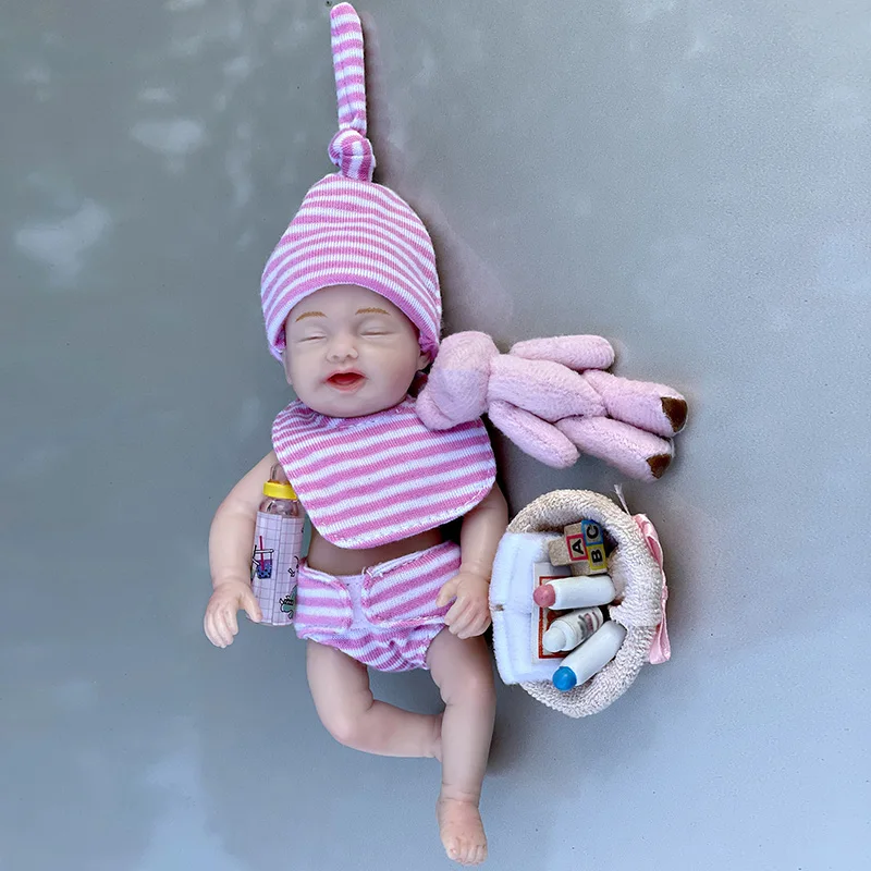 Цена Силиконовые Мини-куклы Новорожденные, 6 дюймов, ручная работа, маленькая милая кукла новорожденная для сна, окрашенные силиконовые наборы н...