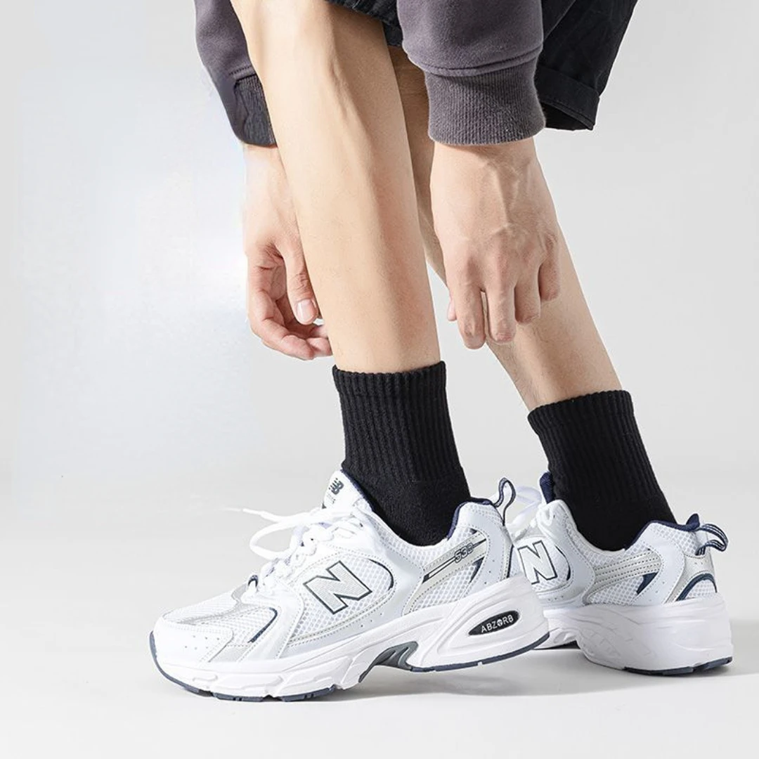 Socks Men's cotton sports stockings Autumn and winter medium high thick towel bottom sweat-absorbing odor-proof basketball socks