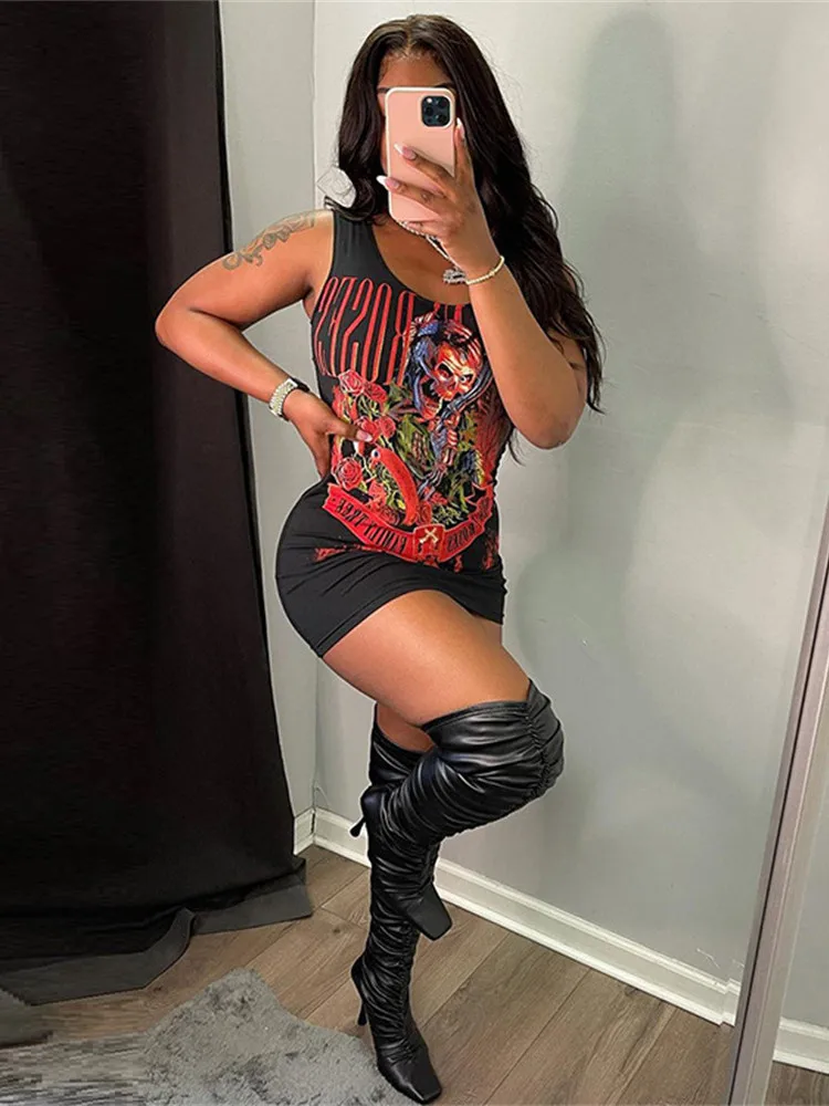 

Женское мини-платье с круглым вырезом, без рукавов