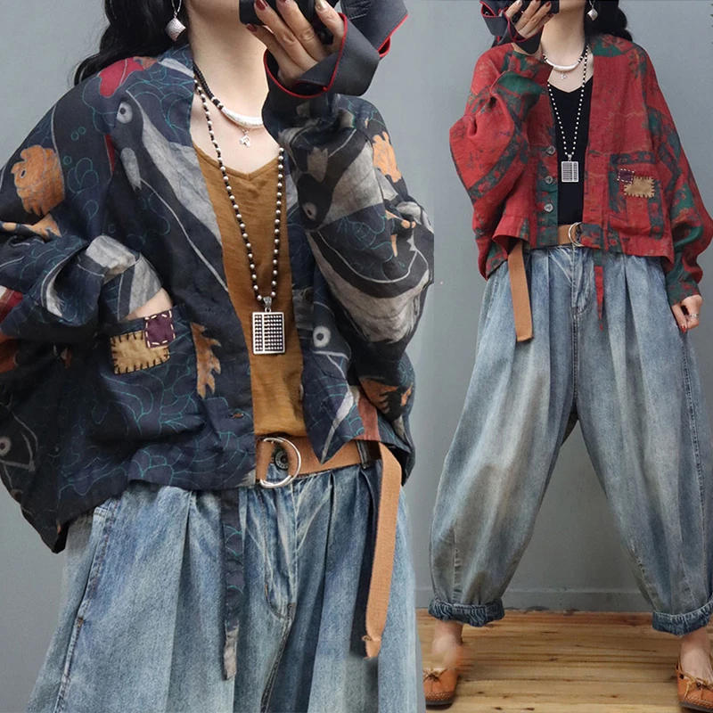 

2022 Spring Vintage Print Short Coat Women's Loose Bat Sleeve Cardigan Top