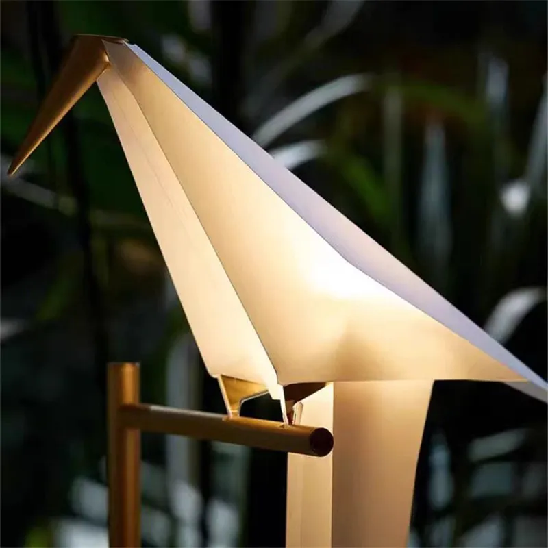 Напольная LED лампа-окунь HomeLover золотая