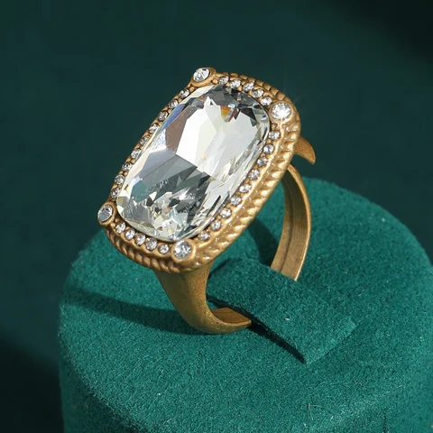 Винтажное квадратное кольцо с белым цирконом золотого цвета со стразами для женщин, роскошные ювелирные изделия высокого качества, элегантные свадебные тенденции на День Благодарения