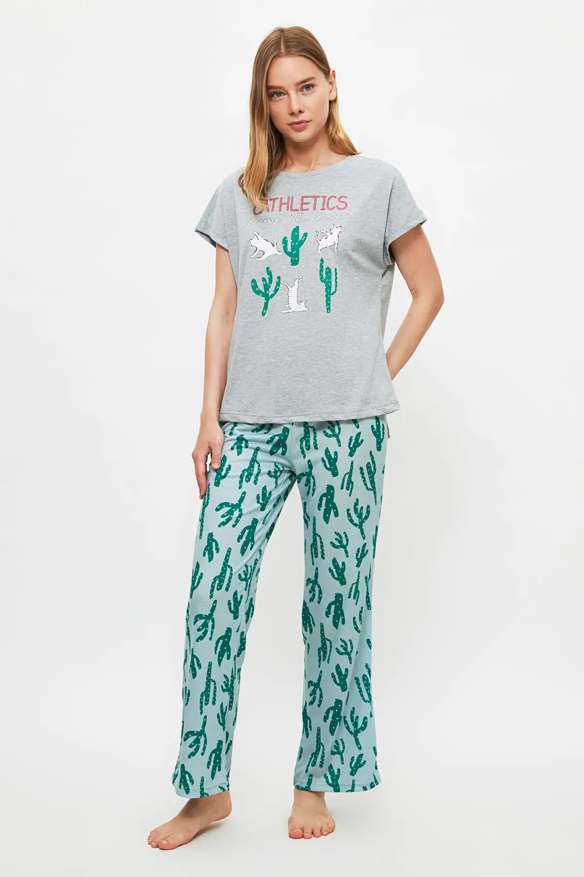 

Trendyol Cactus Pattern Knitted Pajamas Set THMSS21PT1306