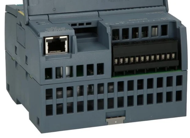 

6ES7214-1AF40-0XB0 6ES7234-4HE32-0XB0 6ES7226-6BA32-0XB0 Brand New Original