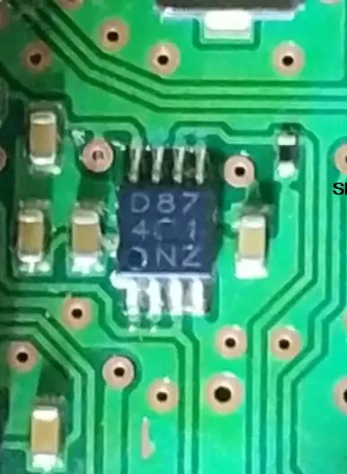 

D8741 10IC