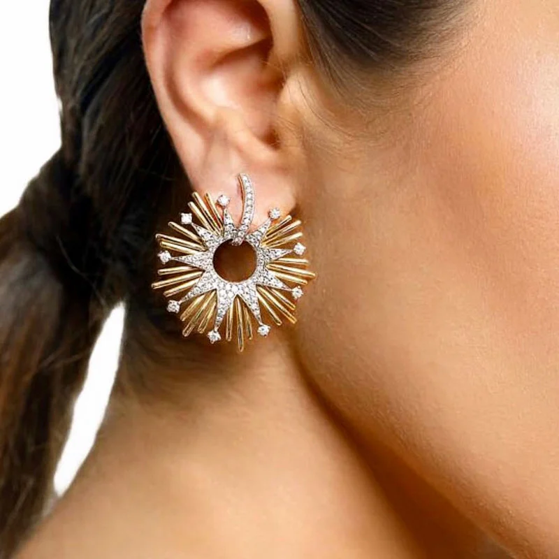 

RAKOL 2022 New Fashion Luxury Copper Inlaid Cubic Zirconia Stud Earrings for Women Trendy Jewerly Accessories