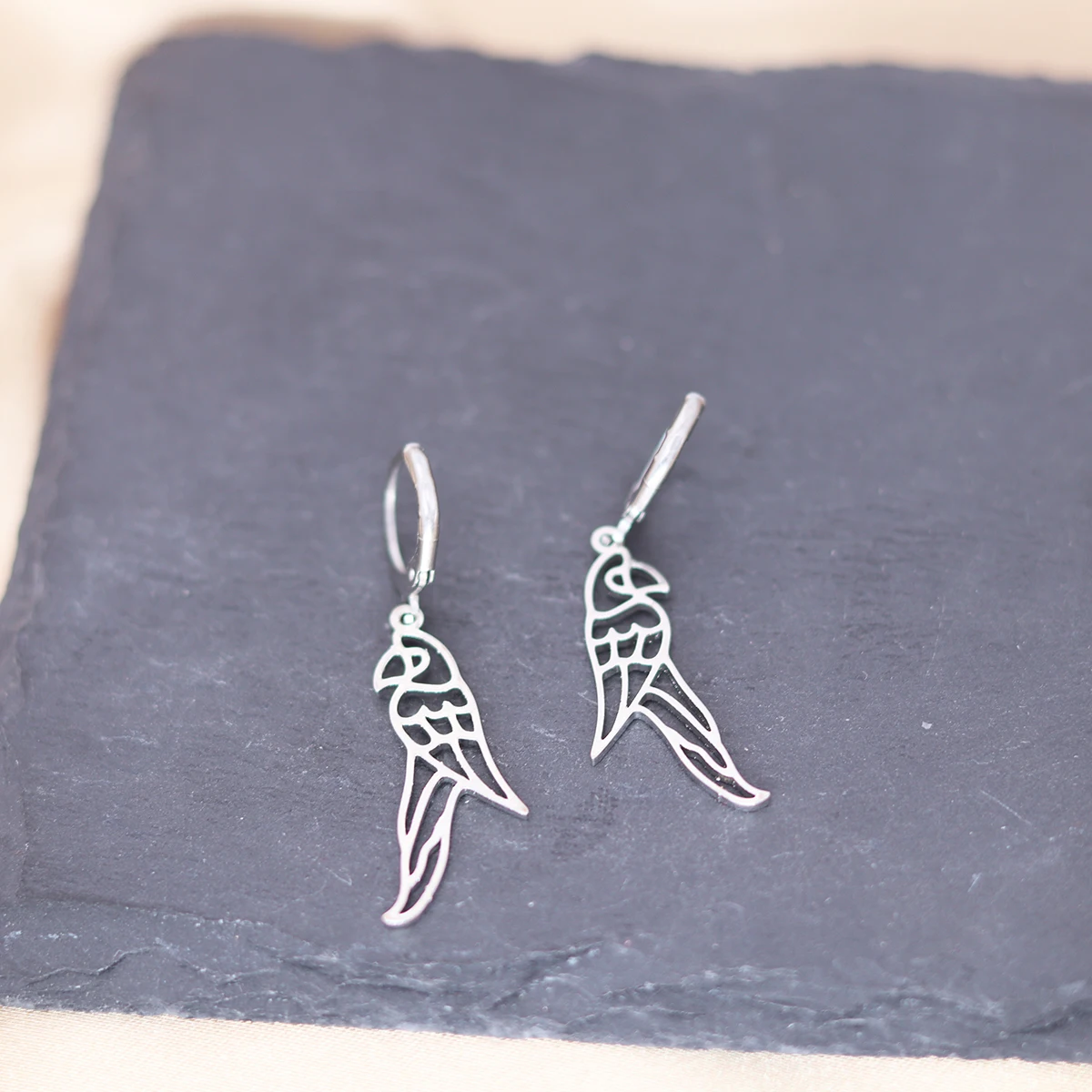 

LUTAKU Милый Попугай из нержавеющей стали Подвесные серьги-кольца для мужчин и женщин милые животные Простые Ювелирные изделия на день рождения