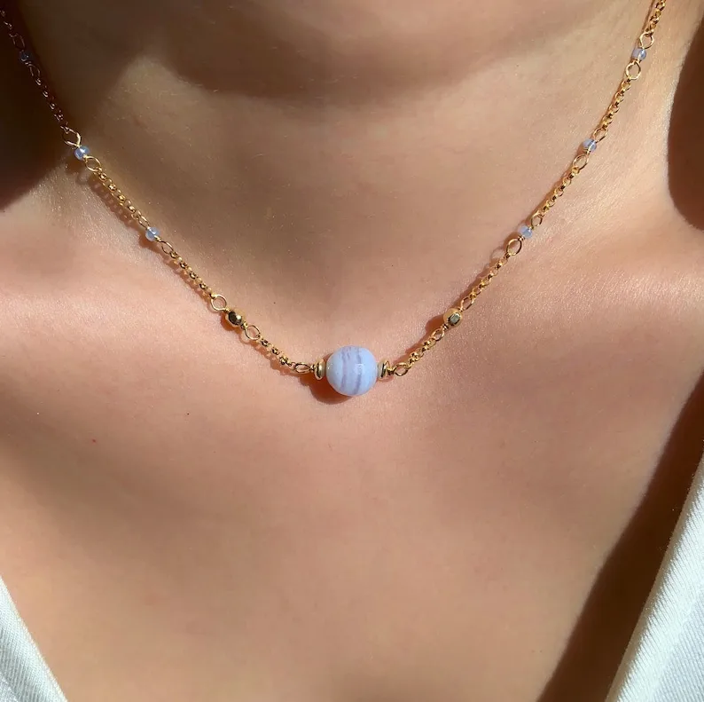 

Lili blue lace agate choker necklace (14K gold filled / Blue lace agate)