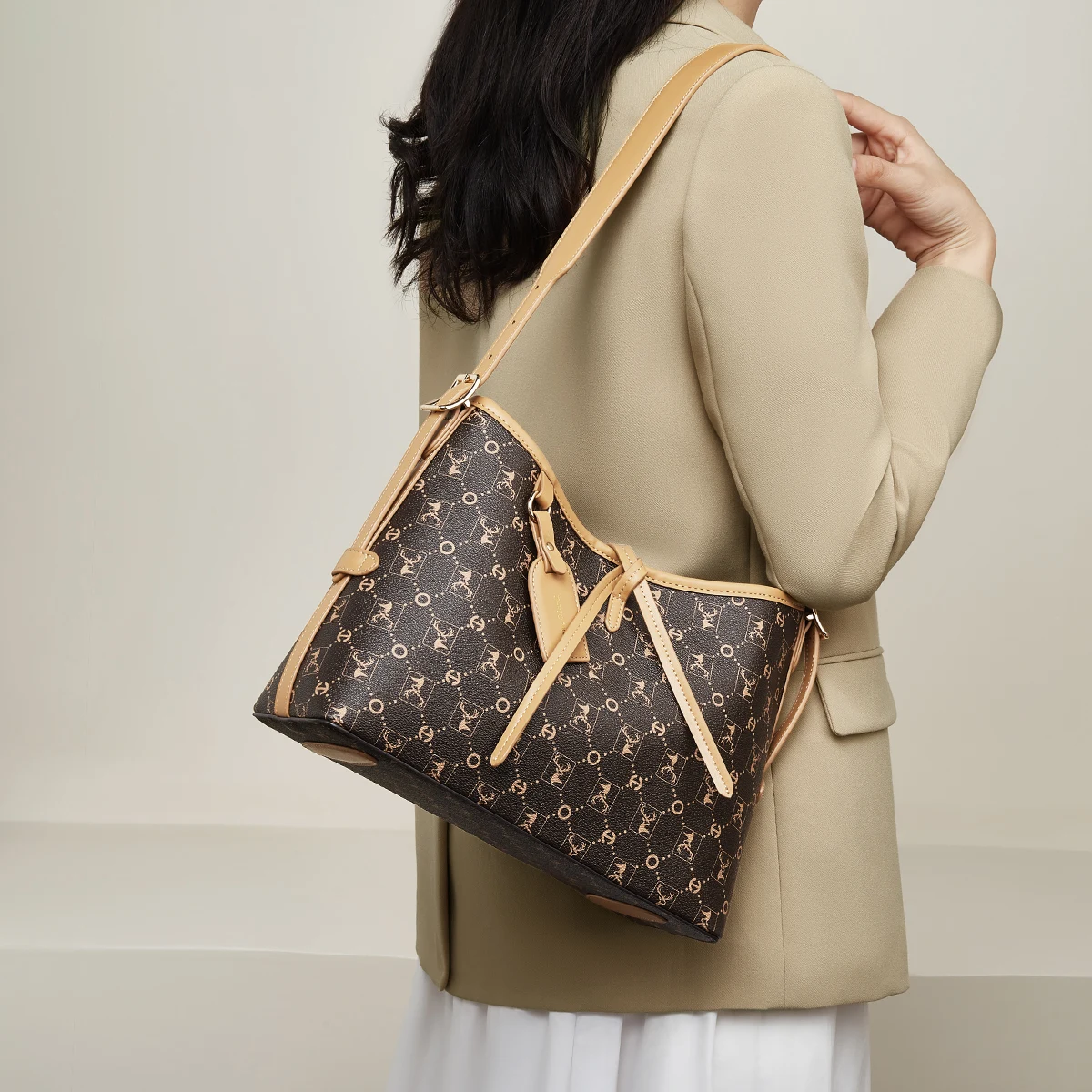 FOXER Женская фирменная сумка-тоут из ПВХ Модная женская сумка на плечо Рождество