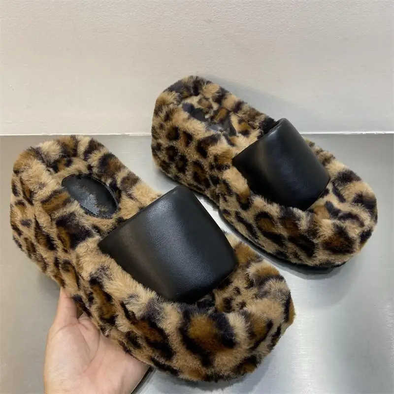 

Женские замшевые туфли на платформе, туфли на очень высоком каблуке с леопардовым принтом, обувь для шоу, Новинка осени и зимы 2022