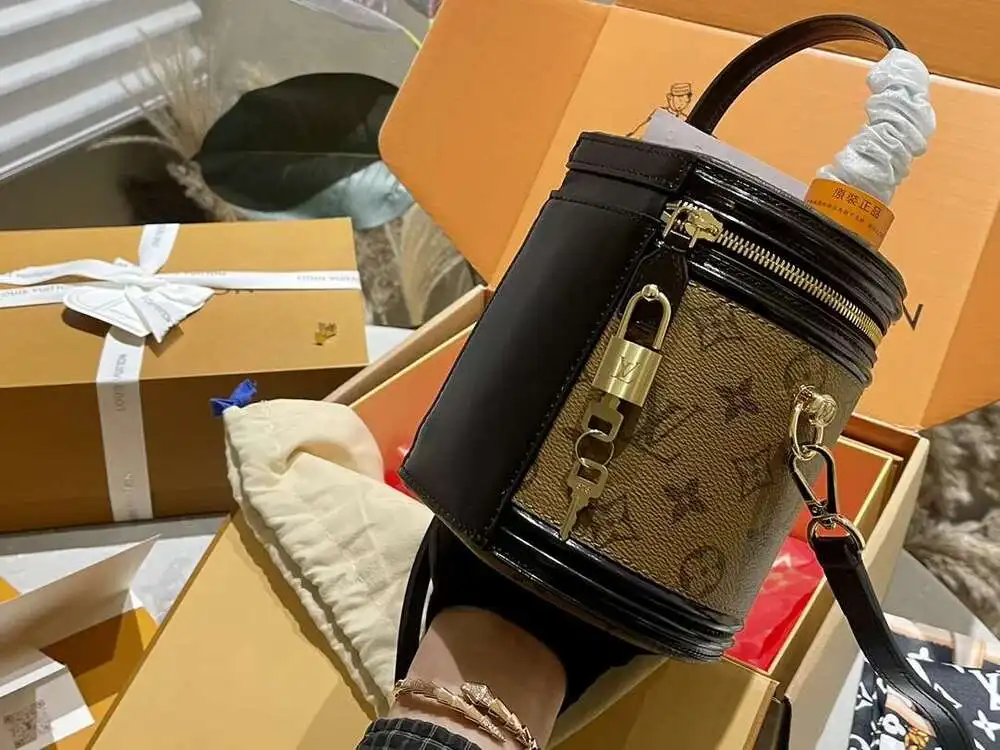 In Style Of LV LouisVuitton 2024 Новая КошелеК Через Плечо Сумка-меССенджер Модная Женская