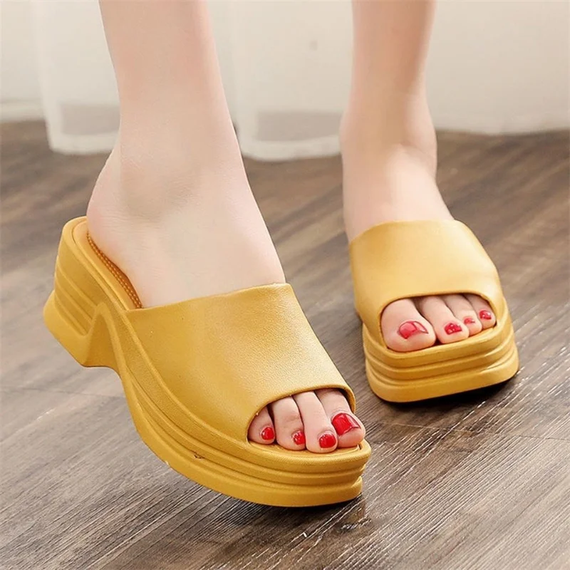 

Сандалии женские на танкетке, шлепанцы с открытым носком, пляжные брендовые дизайнерские танкетки в римском ретро стиле, высокий каблук, дл...