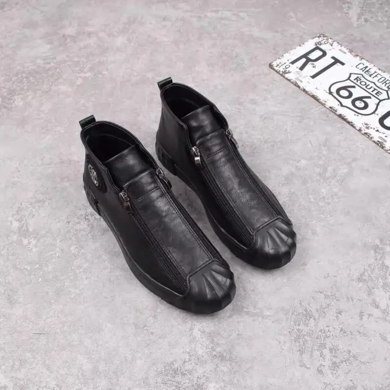 Новые мужские кожаные туфли корейские трендовые удобные лоферы мужская обувь