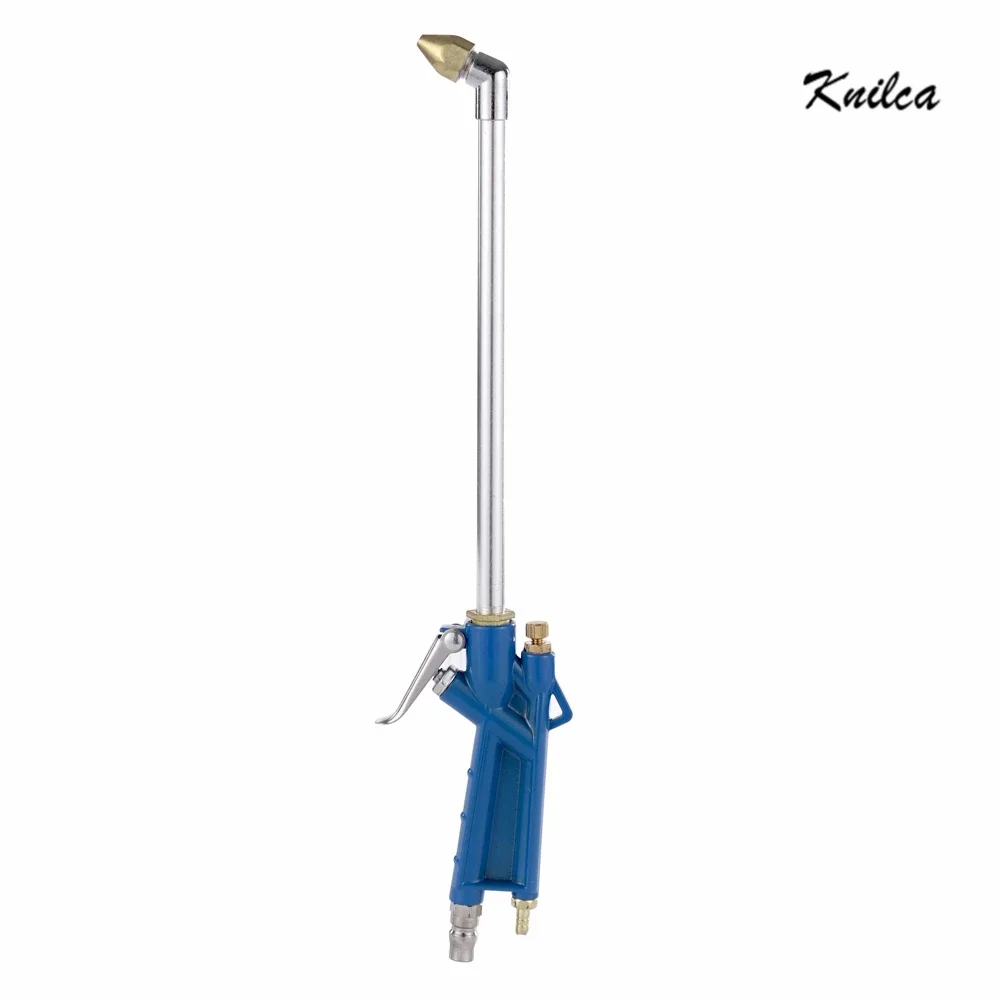 Автомобильный инструмент для очистки двигателя от пыли