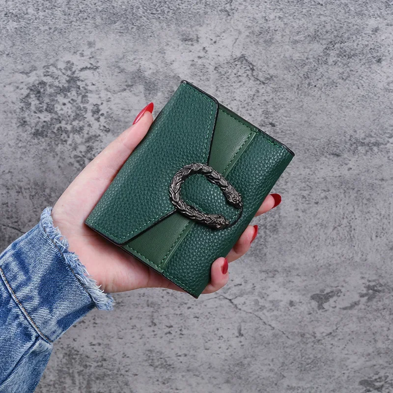 Рисунок 3 - Лоскутные короткие кошельки для женщин