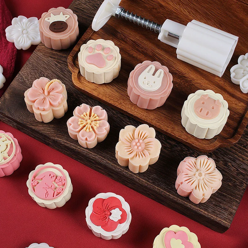 

50g Mooncake Mold Cherry Blossom Flowers Sakura Pattern Stamps Set DIY Hand Press Mold Plungers Pastry Tools Mid-autumn Festival