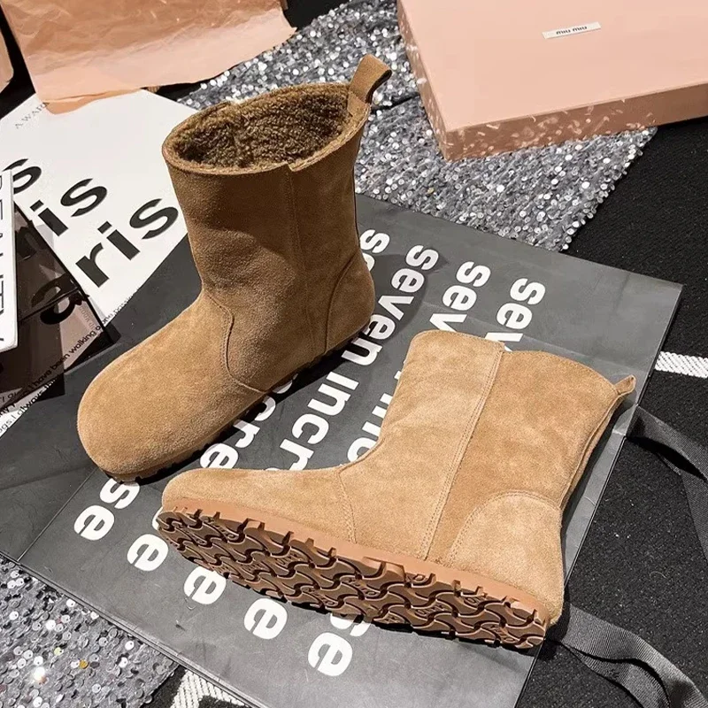 Женские зимние ботильоны на меху плоской подошве замшевые повседневные туфли