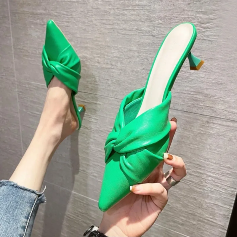 

Pointed Toe Half Slippers Middle Heel Stiletto 2022 Summer New Outer Wear Fashion Pearl mules women shoes sexy loafers designer