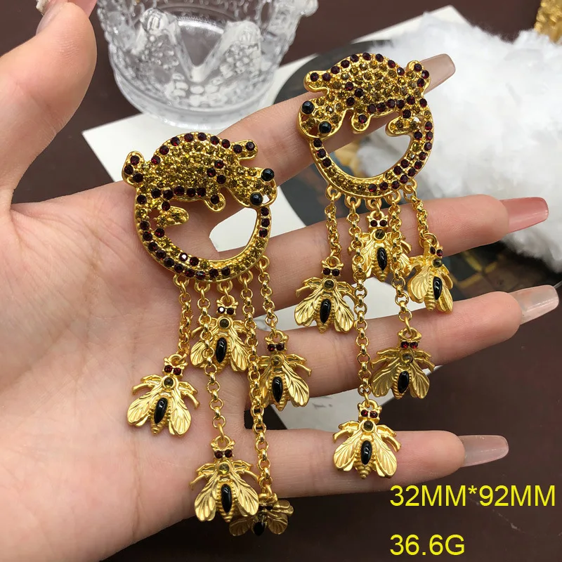 

Western palace romantic Sue earrings gold plated set gem diamond enamel glaze bee pendant sweep shoulder long earrings