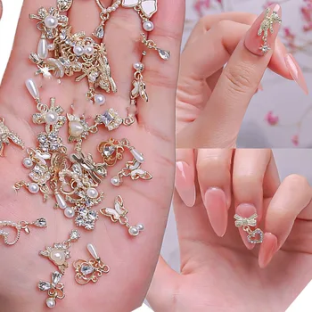 50pcs 3D Mixed Style Luxury Nail Art Charms (Heart Bowknot) Pendant Alloy Nail Jewelry Gold/Silver Metal Manicure Accessories &* 1