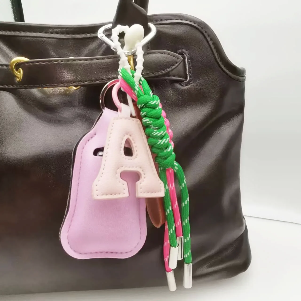 Подвески для сумки роскошная цепочка подвеска с буквами алфавита Loewe женская