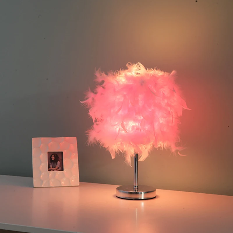 Настольная лампа с перьями для спальни Современная прикроватная гостиной