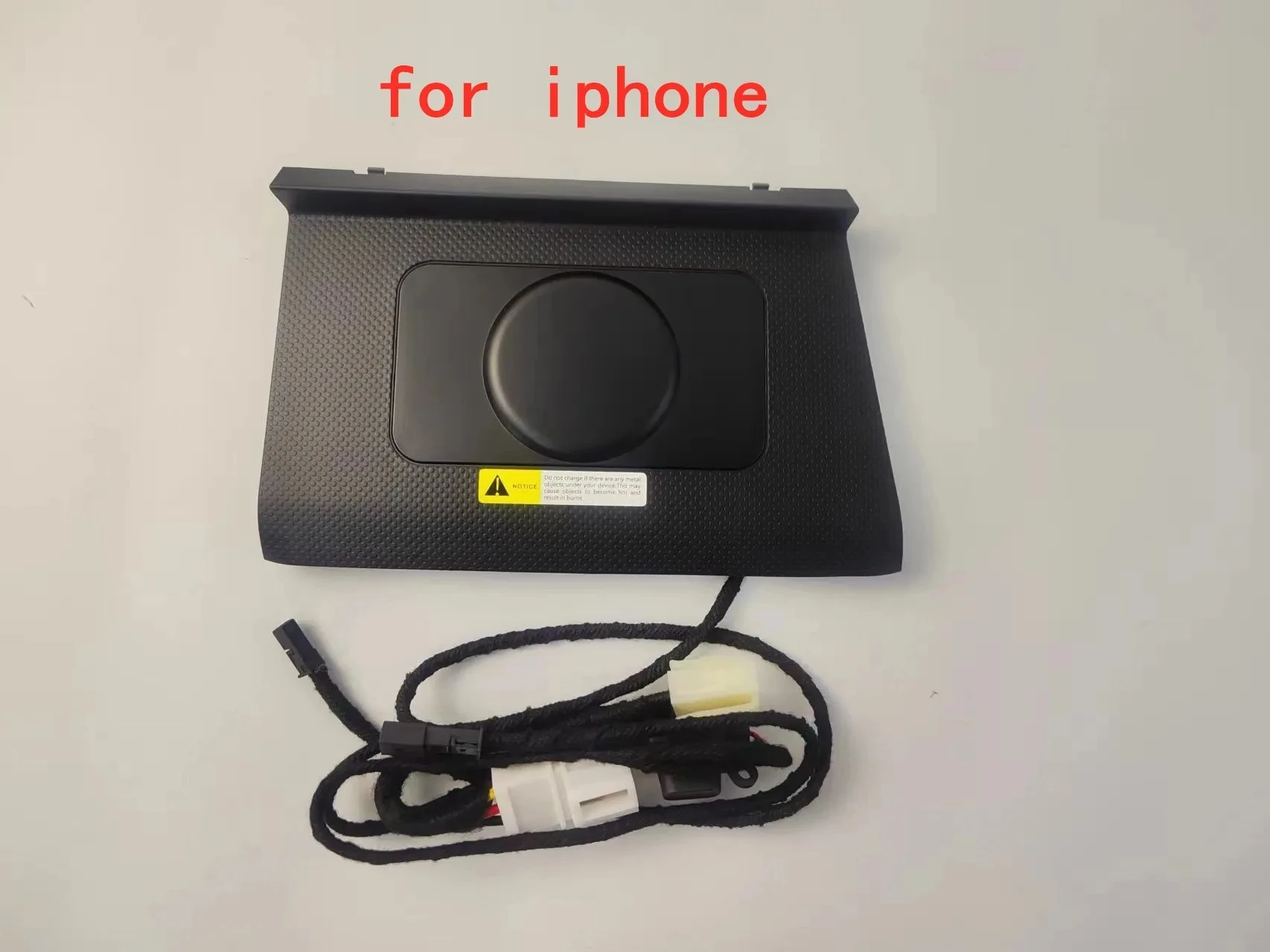 

15 Вт быстрая Беспроводная зарядка для телефона зарядное устройство Панель держатель для 2017-2021 Volkswagen VW Tiguan 2th MK2