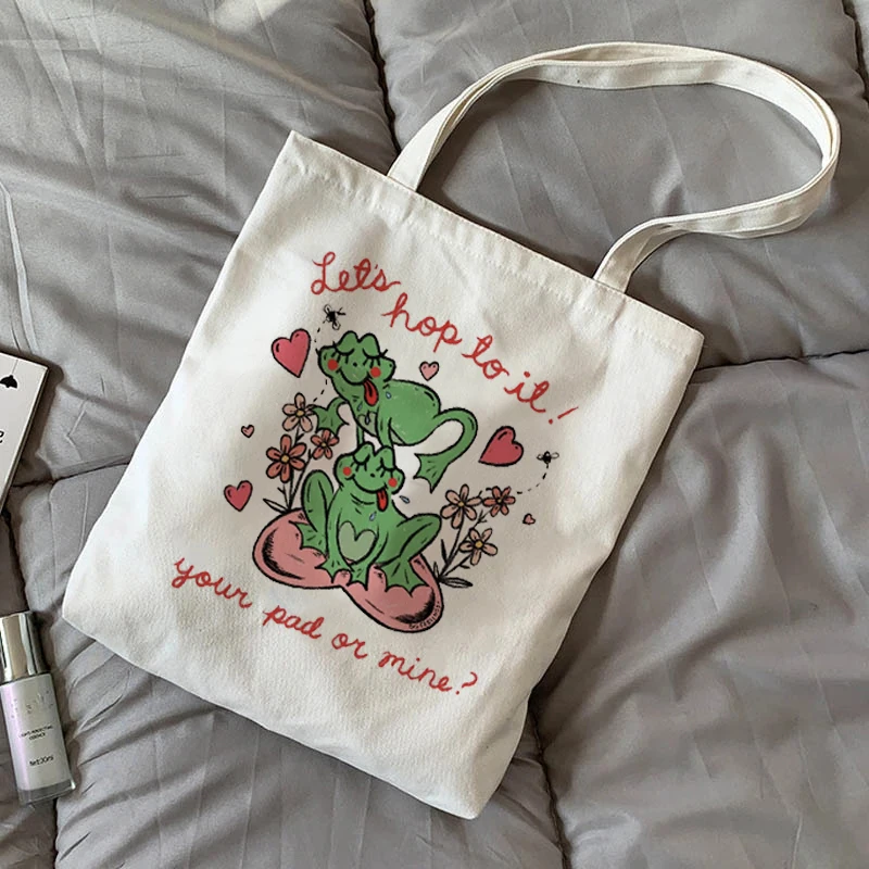 

Kawaii Aesthetics Harajuku Cute Frog Reusable Canvas Bag Ladies Shoulder Bag Shopping Bag Shopping Bag Ladies Handbag Tote Bag.