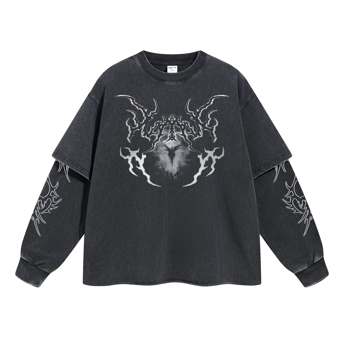 Футболка с длинными рукавами и кружевным принтом