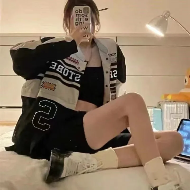 Рисунок 4 - Женская винтажная бейсбольная куртка