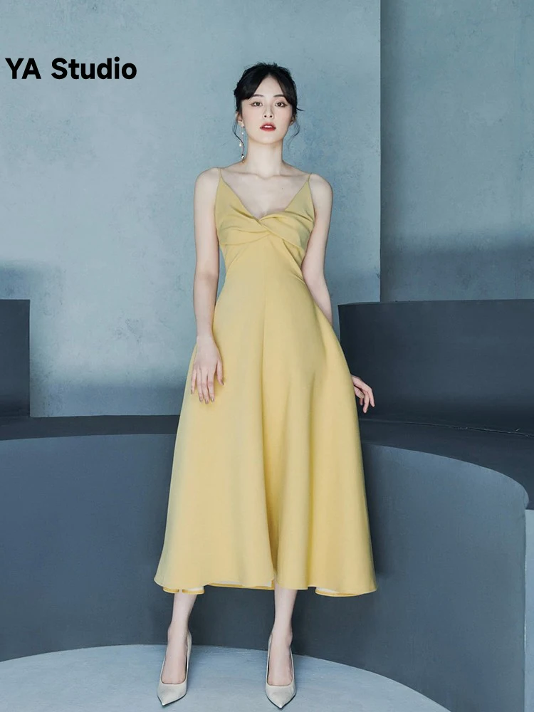 

[YA Studio] Strap Dress Women's Designer New Bra And Backless Holiday Long 2023 Summer Autumn Fashion