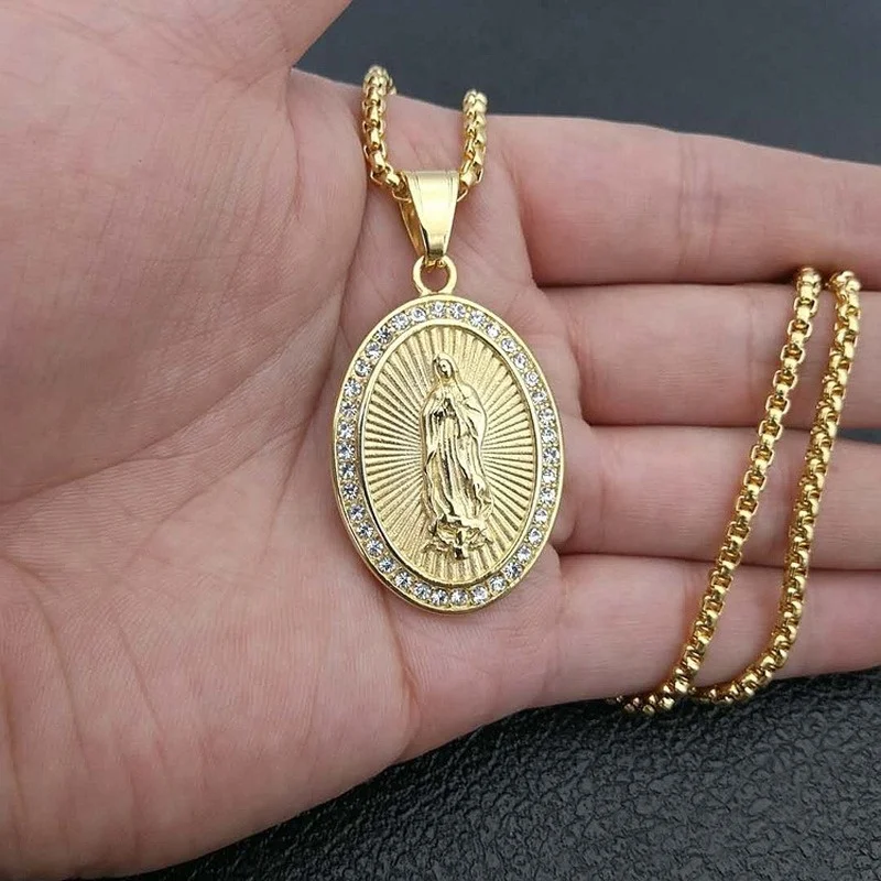 

Zircon Inlaid Oval Christian Virgin Mary Pendant Charm Women's Pendant New Religious Amulet Accessories Party Gift Without Chain