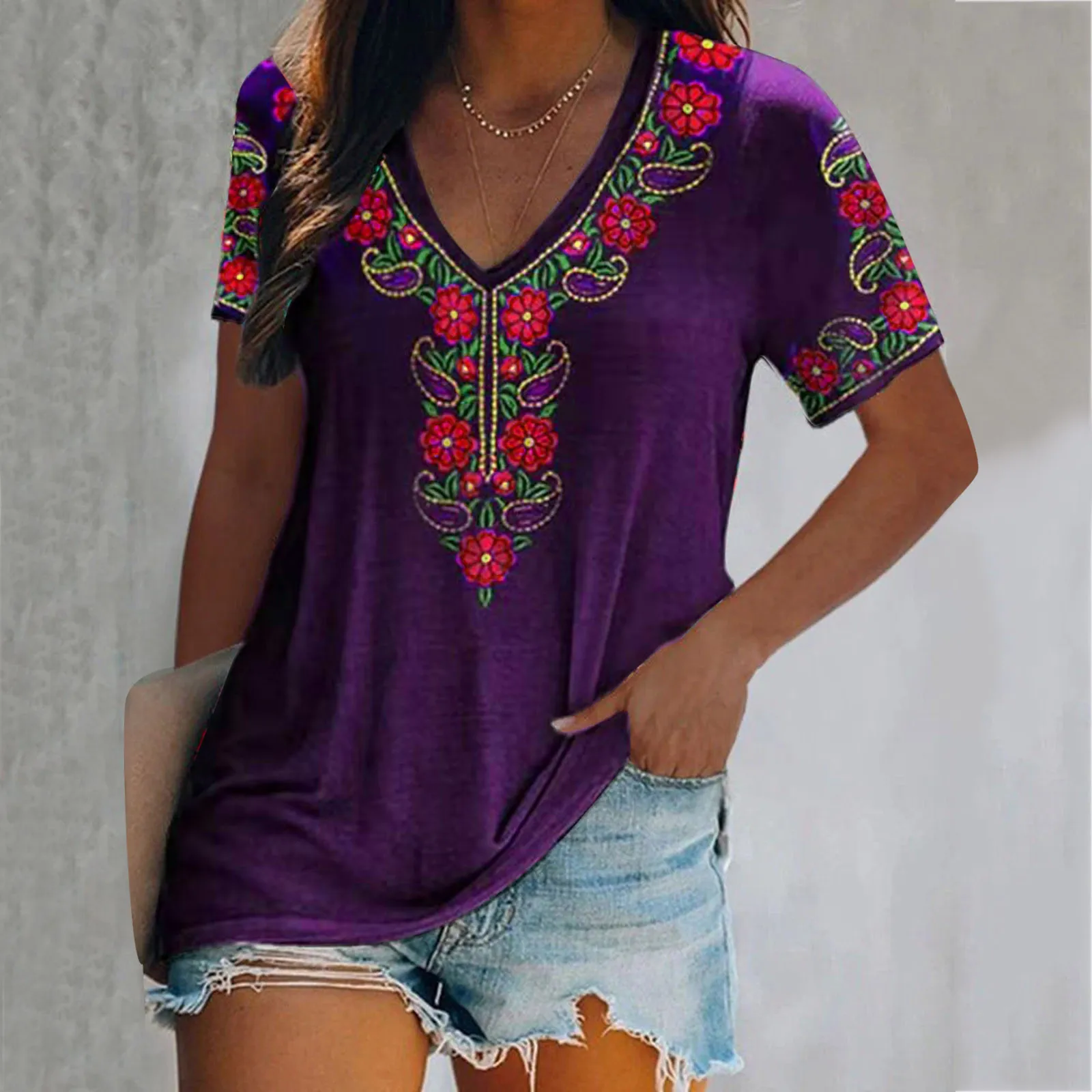 

Women's T Shirt Casual V Neck Western Ethnic Printing Casual New Summer Short Sleeve Fashion Pullover Loose Ladies Street Tops